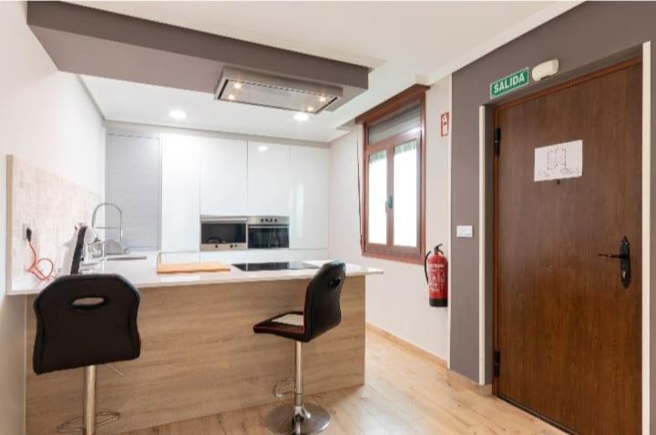A Tan Solo 800 Metros De San Mames Apartment Bilbao Exterior photo